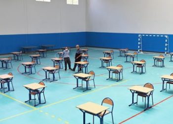 كيف تطبق تدابير التباعد الاجتماعي أثناء إجراء امتحانات البكالوريا؟