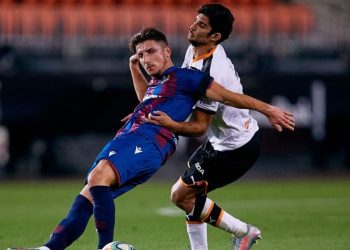 ليفانتي يقتنص تعادلاً مثيراً أمام فالنسيا في “الليغا”