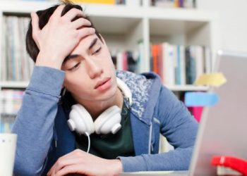 أخصائية نفسية تقدم إرشادات للتلاميذ المقبلين على الباكالوريا