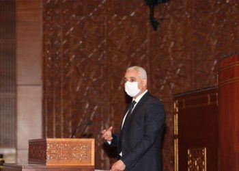 وزير الصحة يُحذر من التراخي في التقيد بالإجراءات الاحترازية