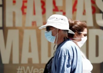 دراسة : 90 بالمئة من جزيئات الفيروس التاجي تموت في الماء بدرجة حرارة الغرفة خلال 24 ساعة