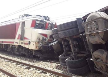بوسكورة : حادثة سير خطيرة بعد اصطدام شاحنة كبيرة مع قطار