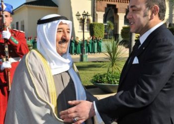 جلالة الملك يهنئ أمير دولة الكويت بعد نجاح عملية جراحية