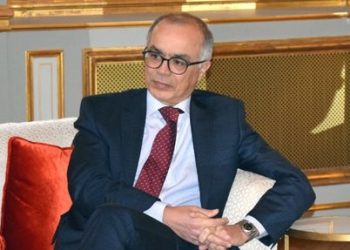 اللجنة الخاصة بالنموذج التنموي تجتمع  مع حزب الاستقلال