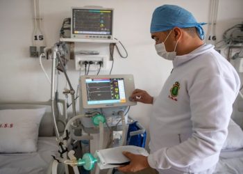 رئيس الحكومة : “سيتم إيلاء الأولوية اللازمة لإصلاح منظومتي الصحة والتعليم”