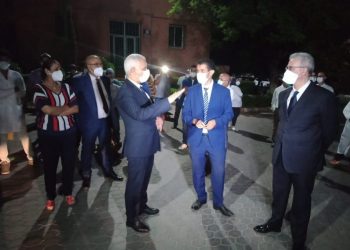 آيت الطالب يتفقد مرضى كورونا بمستشفى ابن طفيل بمراكش