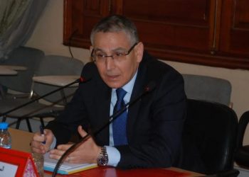 والي جهة بني ملال خنيفرة يترأس اجتماعا طارئا لتقييم الحالة الوبائية لفيروس كورونا