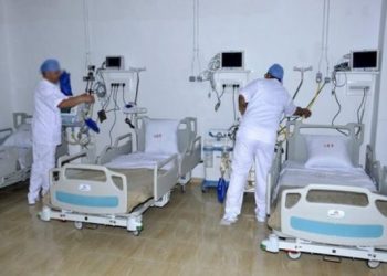وزارة الصحة تلغي العطل السنوية لموظفيها وتدعوهم للإلتحاق بعملهم بشكل مستعجل