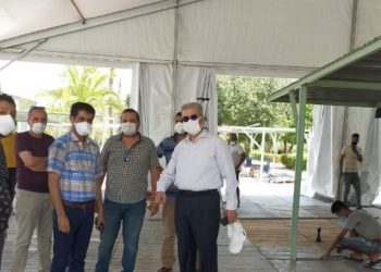 تفقد أشغال تهيئة خيمة مرضى كوفيد-19 بمستشفى ابن طفيل بمراكش