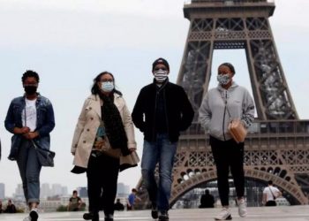 احتجاجات بمدريد وبروكسل بعد قرار إلزامية الكمامة