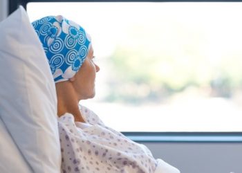 عريضة الحياة المطالبة بمجانية علاج السرطان تصل للعثماني