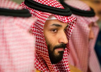 دعوى مسؤول استخباري سابق تهدد بكشف أسرار من أروقة الحكم السعودية