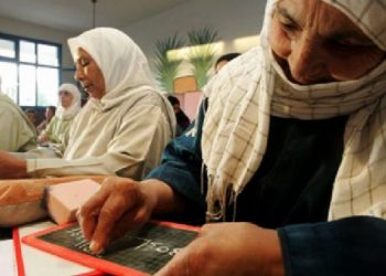 مليون مغربي يحاربون الأمية