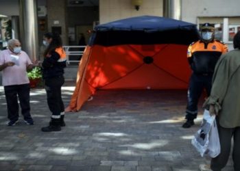 “لا يفرضون عزلا على الأغنياء” .. تظاهرة في مدريد ضد الإغلاق الجزئي