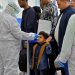 خبراء : لا جدوى من قياس الحرارة بأبواب المحلات