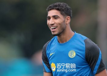 أشرف حكيمي .. نجم جديد في سماء الدوري الإيطالي