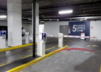 اعتماد نموذج جديد لتدبير مرابد السيارات بفاس