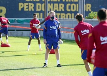 كومان يستهل حقبته مع برشلونة بمواجهة فياريال
