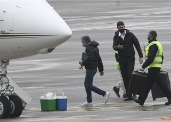 والد ميسي سافر إلى برشلونة للقاء بارتوميو