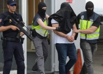 إلقاء القبض على شخصين مرتبطين بتنظيم داعش في إسبانيا