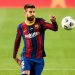 بيكيه يفتح النار على إدارة برشلونة