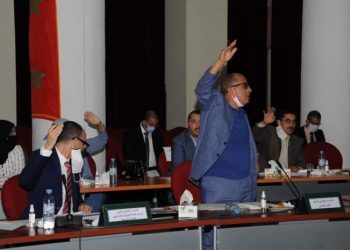 أزيلال : مجلس الجهة يُناقش مشكل تنقل التلاميذ إلى منازلهم بسبب الإجراءات الاحترازية
