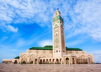 الأوقاف تفتح 10 آلاف مسجد وتجيز إقامة صلاة الجمعة