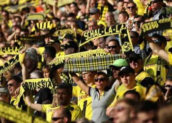 دورتموند: كرة القدم ليست هي محرك الوباء