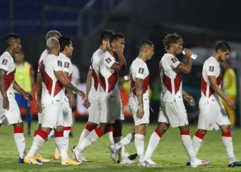كورونا يضرب منتخب بيرو قبل مواجهة البرازيل