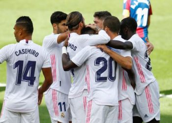 الريال يتصدر الليغا بثنائية في ليفانتي