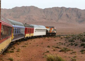 مصرع شاب أصم تحت عجلات قطار بالقصر الكبير في مشهد مروع