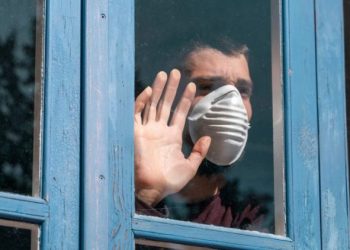 كوفيد-19: التهويل الإعلامي للوباء أجج الخوف في نفوس الناس وزاد من منسوب القلق لديهم