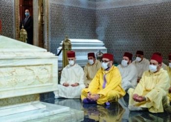 أمير المؤمنين يترحم على روح جلالة المغفور له الملك الحسن الثاني طيب الله ثراه