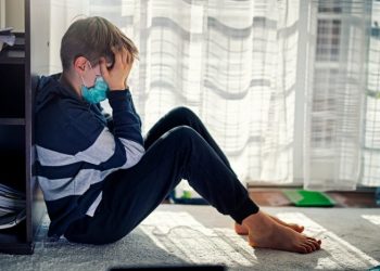 أخصائي نفسي يتحدث عن الحالة النفسية للمغاربة في ظل جائحة كورونا