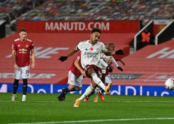 الدوري الإنجليزي: أوباميانغ يقود آرسنال لتحقيق فوز صعب على يونايتد