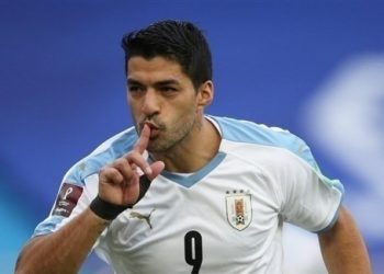 إصابة سواريز بفيروس كورونا قبل مواجهة البرازيل