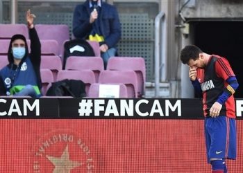 برشلونة يحتفل بذكرى تأسيسه برباعية في أوساسونا.. وميسي يؤبّن مارادونا على طريقته