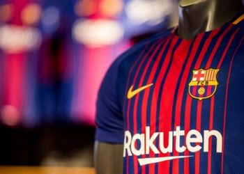 برشلونة يمدد تعاقده مع راكوتين حتى 2022