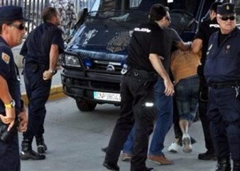 اعتقال شخصين بإسبانيا لتورطهما في تمويل أنشطة إرهابية لتنظيم (داعش)
