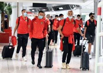المنتخب الوطني الأول يتوجه إلى مدينة دوالا الكاميرونية