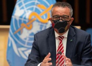 مدير منظمة الصحة العالمية في العزل الصحي