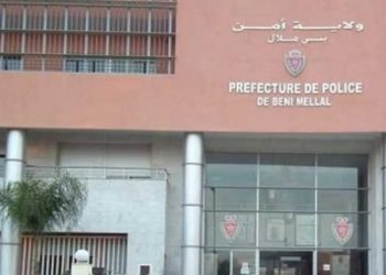 توضيح ولاية أمن بني ملال بشأن فيديو تكسير سيارتين مركونتين بالشارع