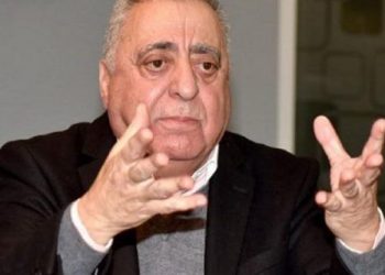 زيان يصدر بيانا باسم قيادة حزبه غير الموجودة دعا فيه لحل الديستي