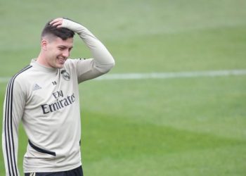 ريال مدريد يعلن إصابة الصربي لوكا يوفيتش بكورونا