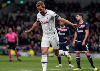 توتنهام يعمق جراح أرسنال وليفربول يسحق وولفرهامبتون ويتقاسمان صدارة الدوري الإنجليزي