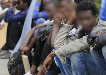 بوريطة :   لعب دول العبور دور الدركي في قضية المهاجرين  لا يتلاءم  مع رؤية جلالة الملك