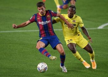 إصابة لاعب برشلونة سيرجي روبيرتو بفيروس كورونا