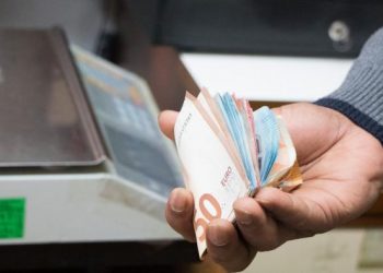 تحويلات المغاربة المقيمين بالخارج يرتقب أن تبلغ 70 مليار درهم سنة 2021