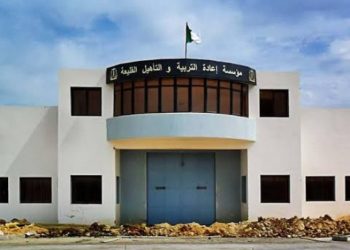 معارض جزائري: “أعرض على وجه السرعة مساعدتي المالية”