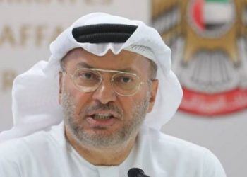قرقاش على تويتر: تشكيل الحكومة اليمنية وفق اتفاق الرياض هو التطور الأهم في الأزمة اليمنية